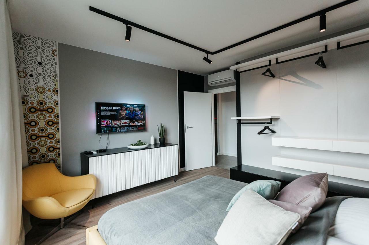 Diamond - Luxurious Apartment - A/C Krasków Exteriör bild